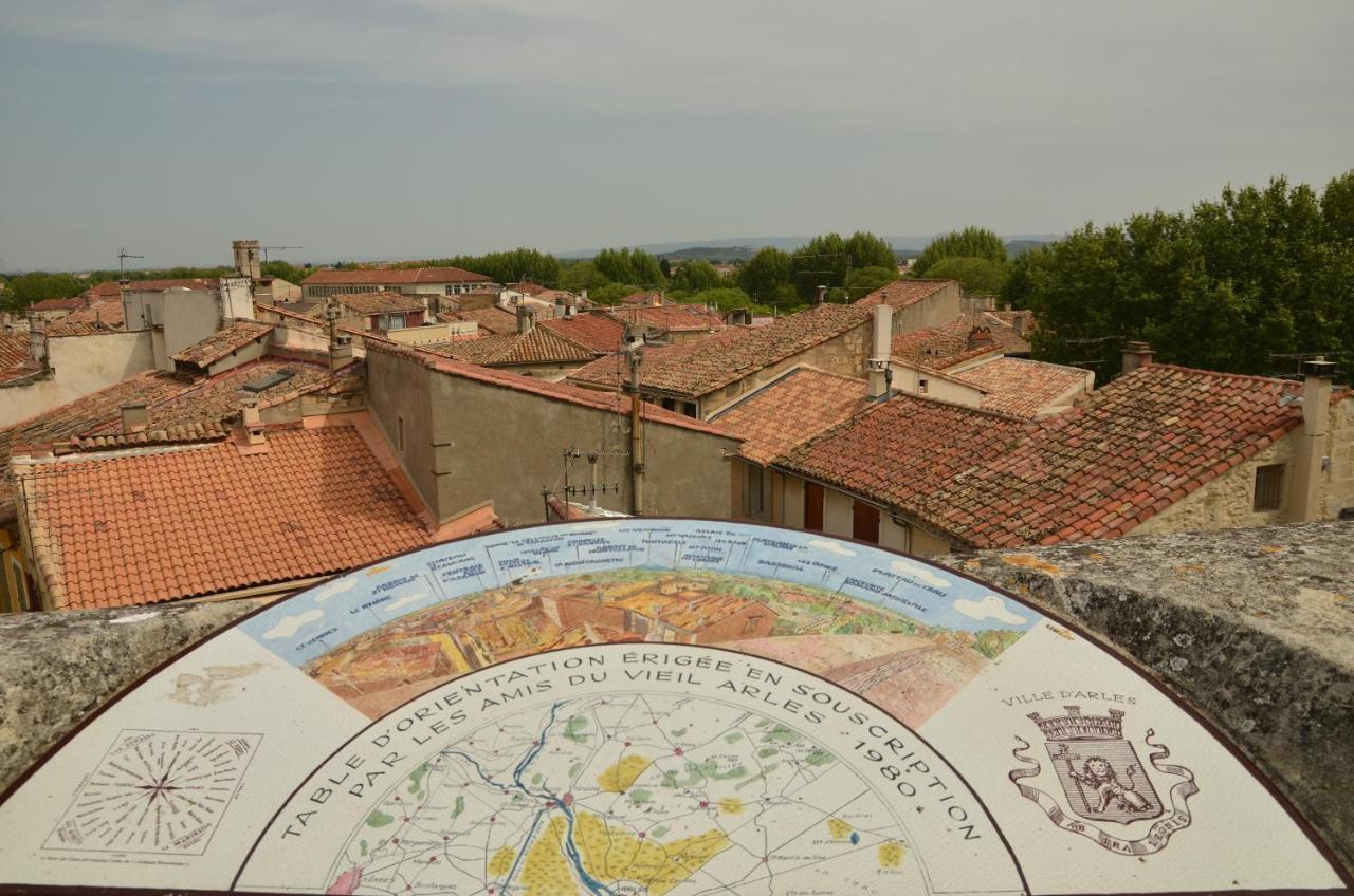 Aux Pieds Des Arenes Apartment Arles Ngoại thất bức ảnh
