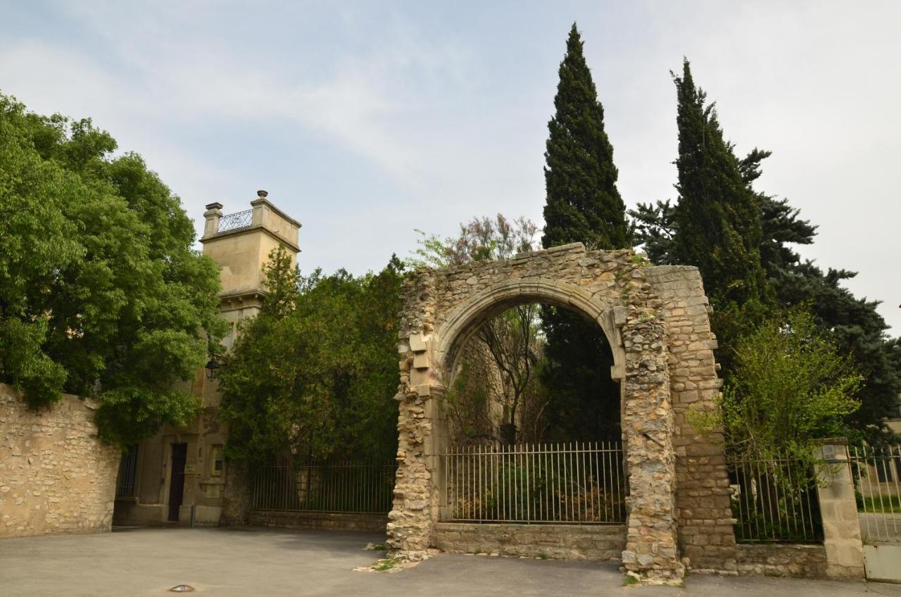 Aux Pieds Des Arenes Apartment Arles Ngoại thất bức ảnh