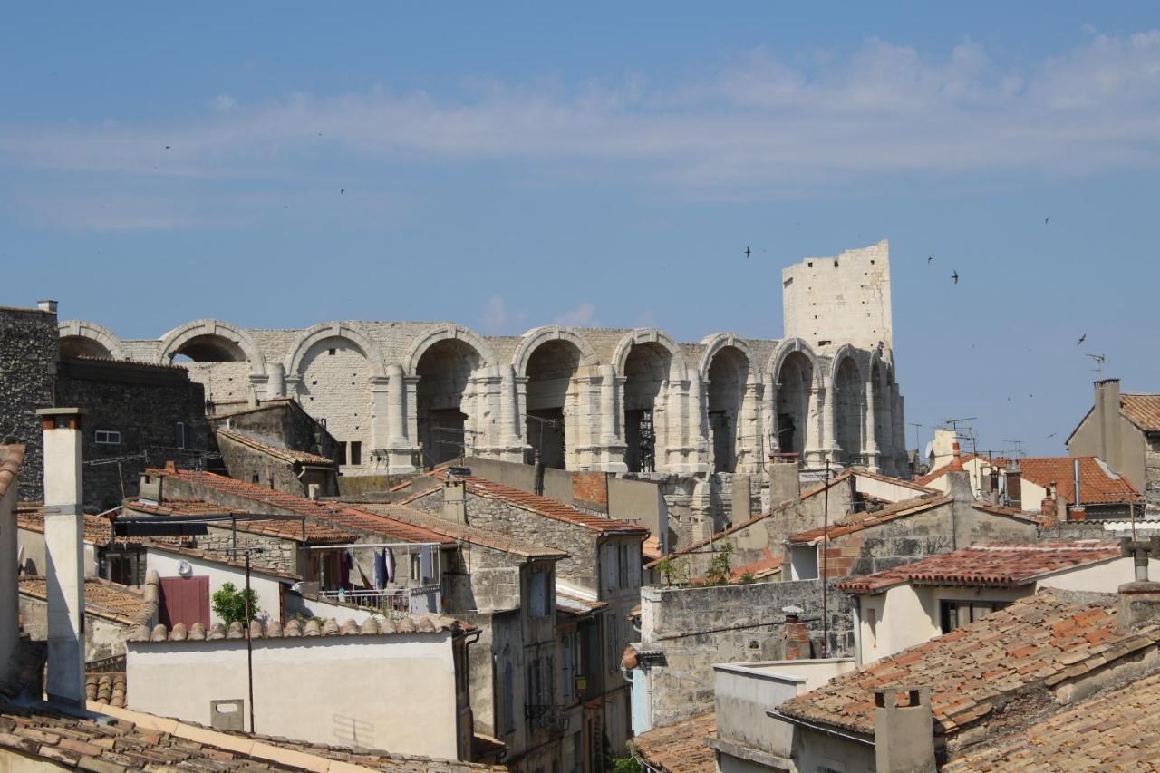 Aux Pieds Des Arenes Apartment Arles Ngoại thất bức ảnh