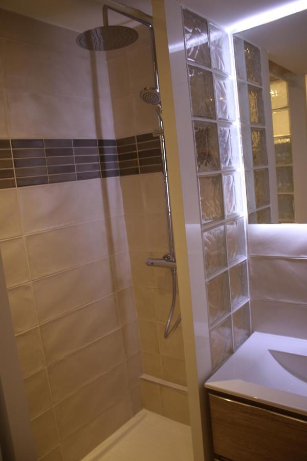 Aux Pieds Des Arenes Apartment Arles Ngoại thất bức ảnh