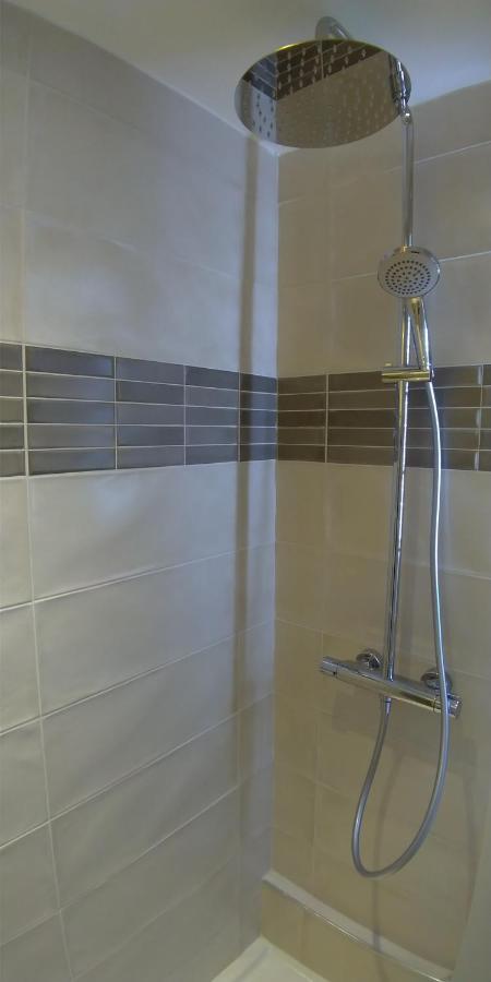 Aux Pieds Des Arenes Apartment Arles Ngoại thất bức ảnh